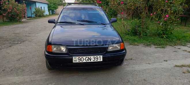 Opel Astra-1