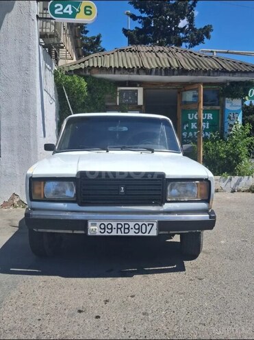 LADA (VAZ) 2107-1