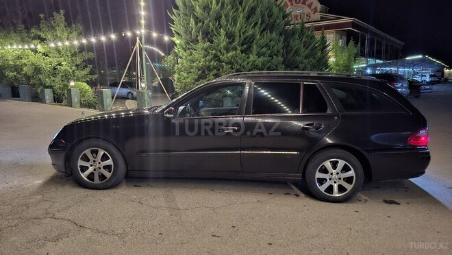 Mercedes E 220-4