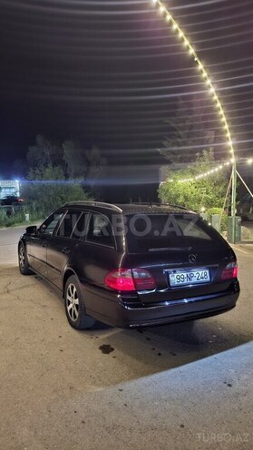Mercedes E 220-5