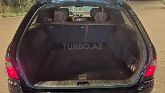 Mercedes E 220-13