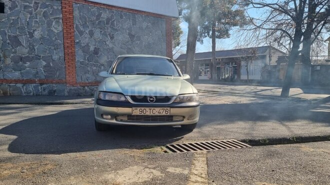 Opel Vectra-1