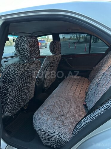 Mercedes E 240-9