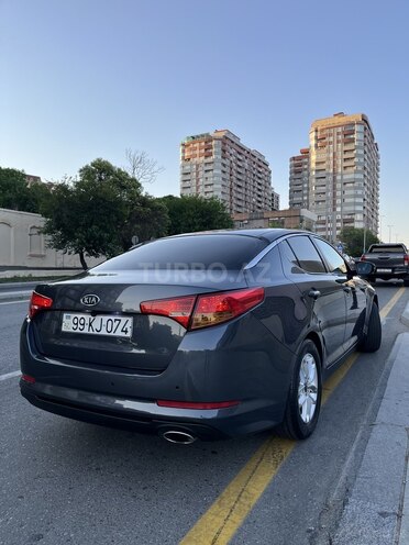 Kia Optima-15