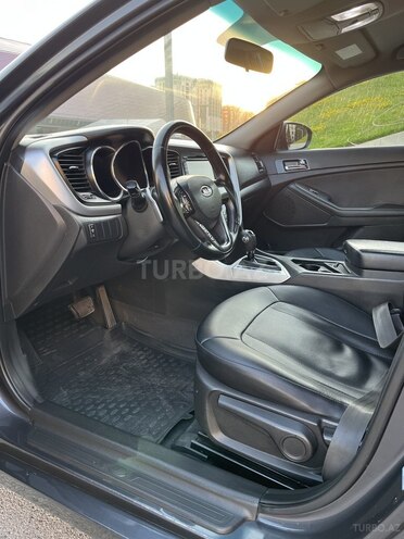 Kia Optima-5
