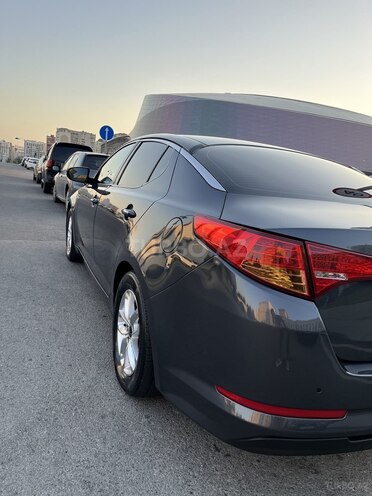 Kia Optima-13