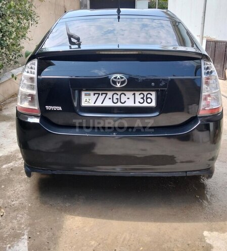 Toyota Prius-2
