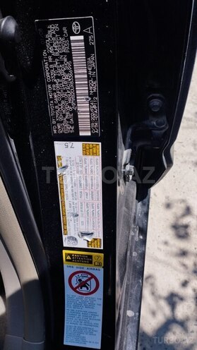 Toyota Prius-14