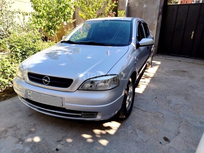Opel Astra-10