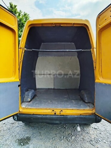Ford Transit-6