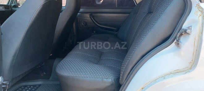 LADA (VAZ) 2107-18