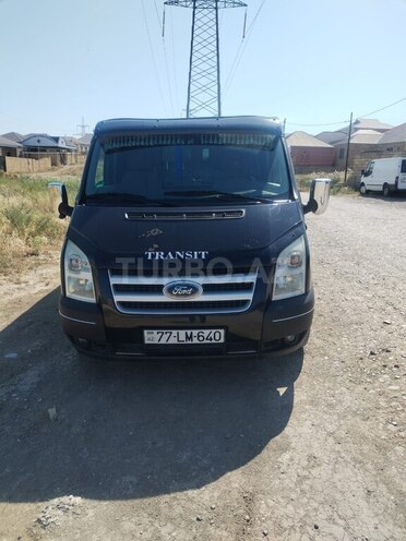 Ford Transit-1
