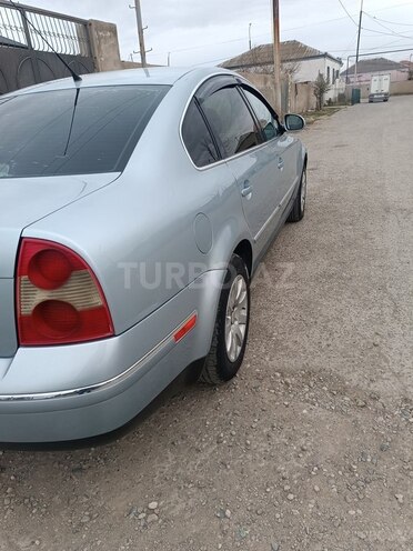 Volkswagen Passat-8