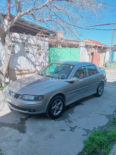 Opel Vectra-1