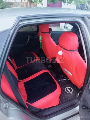 Opel Vectra-3