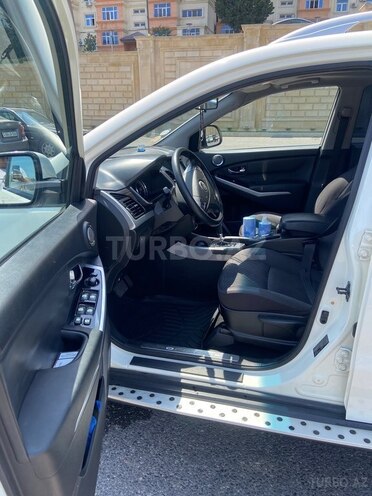 Ssang Yong Korando-9