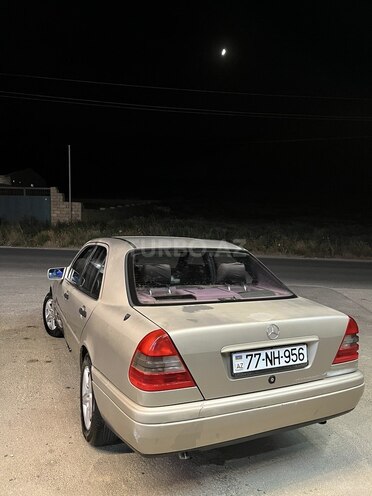 Mercedes C 180-8