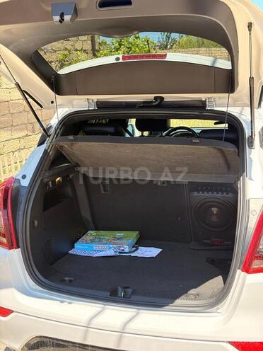 Buick Encore-3