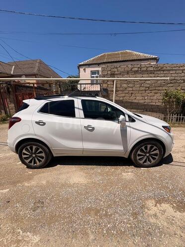 Buick Encore-2