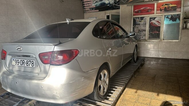 Hyundai Avante-4