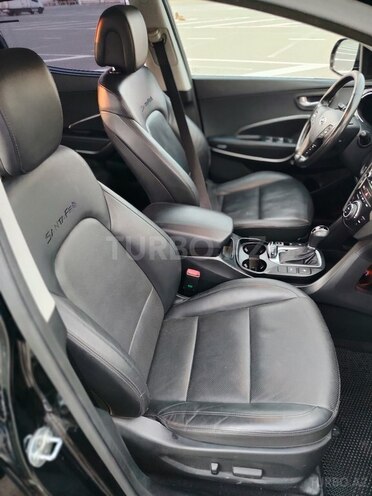 Hyundai Santa Fe-8