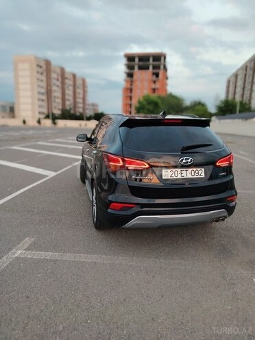 Hyundai Santa Fe-14
