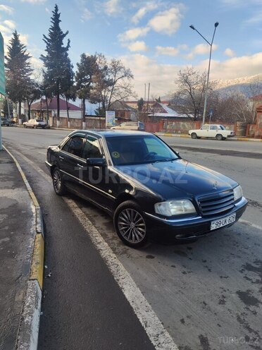 Mercedes C 240-1