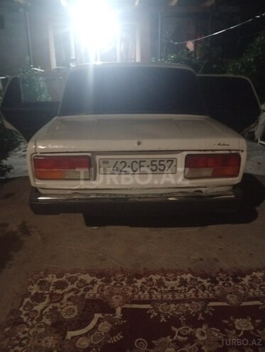 LADA (VAZ) 2107-5
