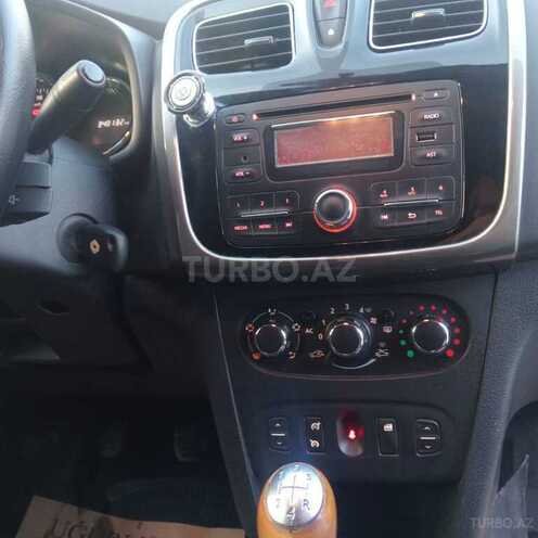 Renault Logan-9