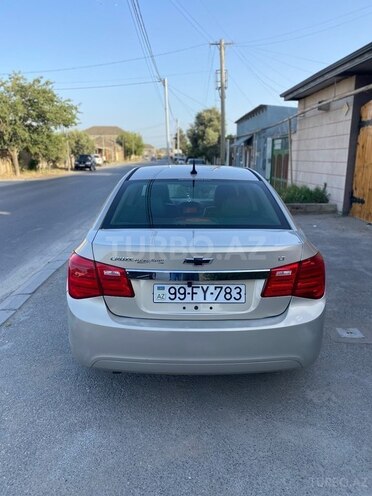 Chevrolet Cruze-5