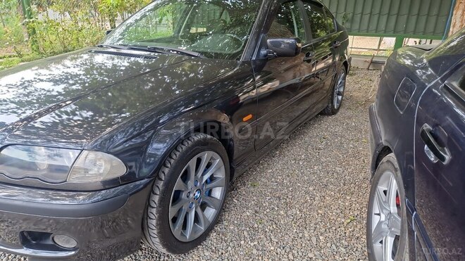 BMW 318-4