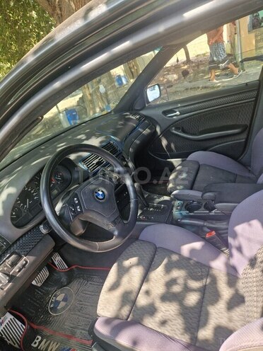 BMW 318-7