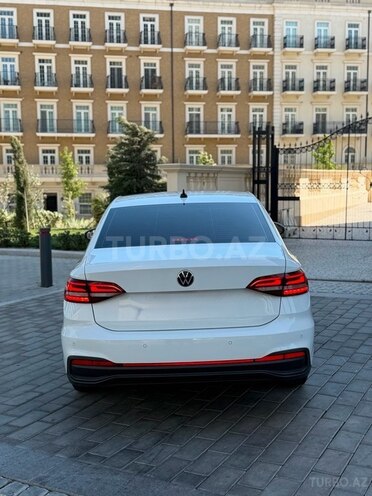 Volkswagen Passat-7