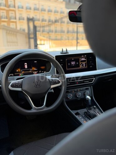 Volkswagen Passat-19