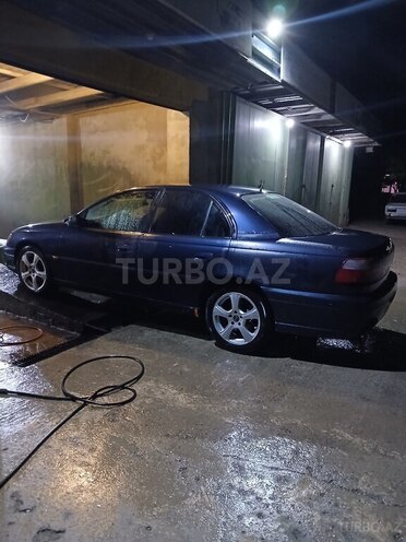 Opel Omega-5