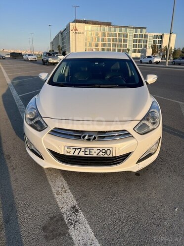 Hyundai i40-1