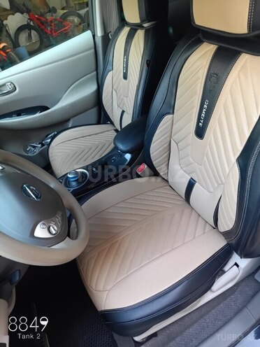 Nissan Leaf-4