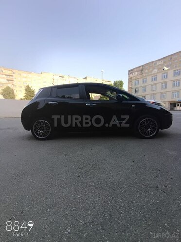 Nissan Leaf-8