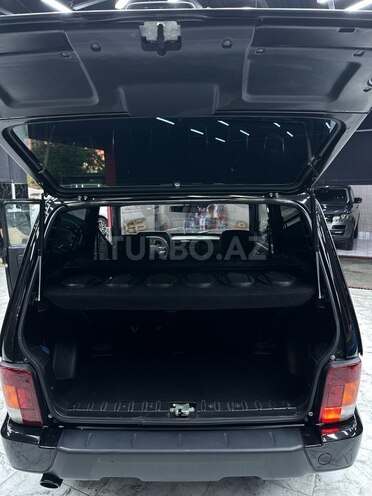 LADA (VAZ) Niva-18