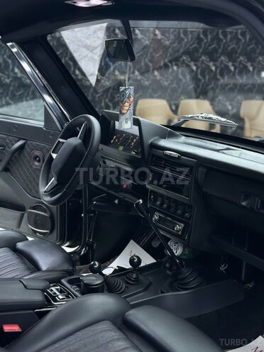 LADA (VAZ) Niva-8