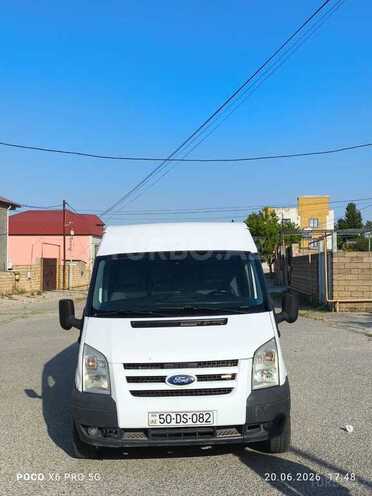 Ford Transit-1