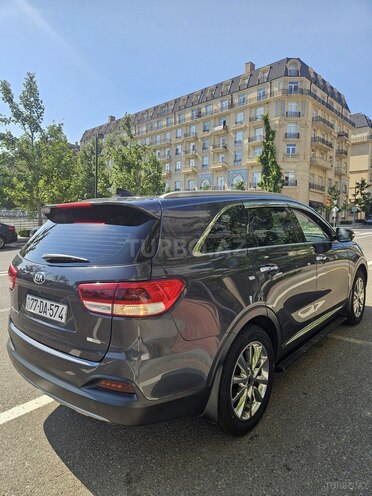 Kia Sorento-4