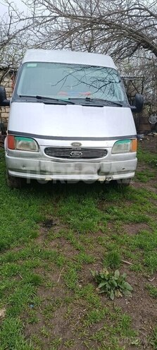 Ford Transit-1