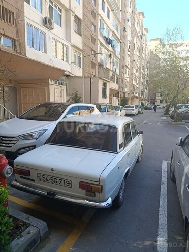 LADA (VAZ) 21011-3