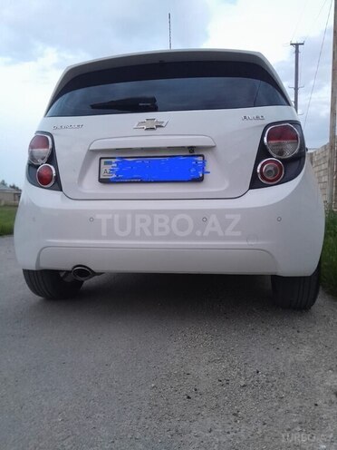 Chevrolet Aveo-3