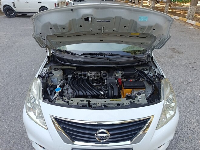 Nissan Sunny-13