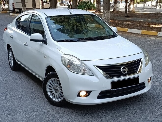 Nissan Sunny-7