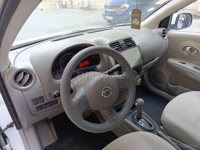 Nissan Sunny-2