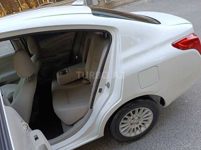 Nissan Sunny-3