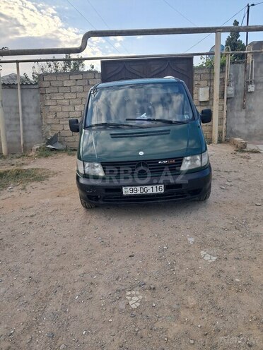 Mercedes Vito 108 CDI-1